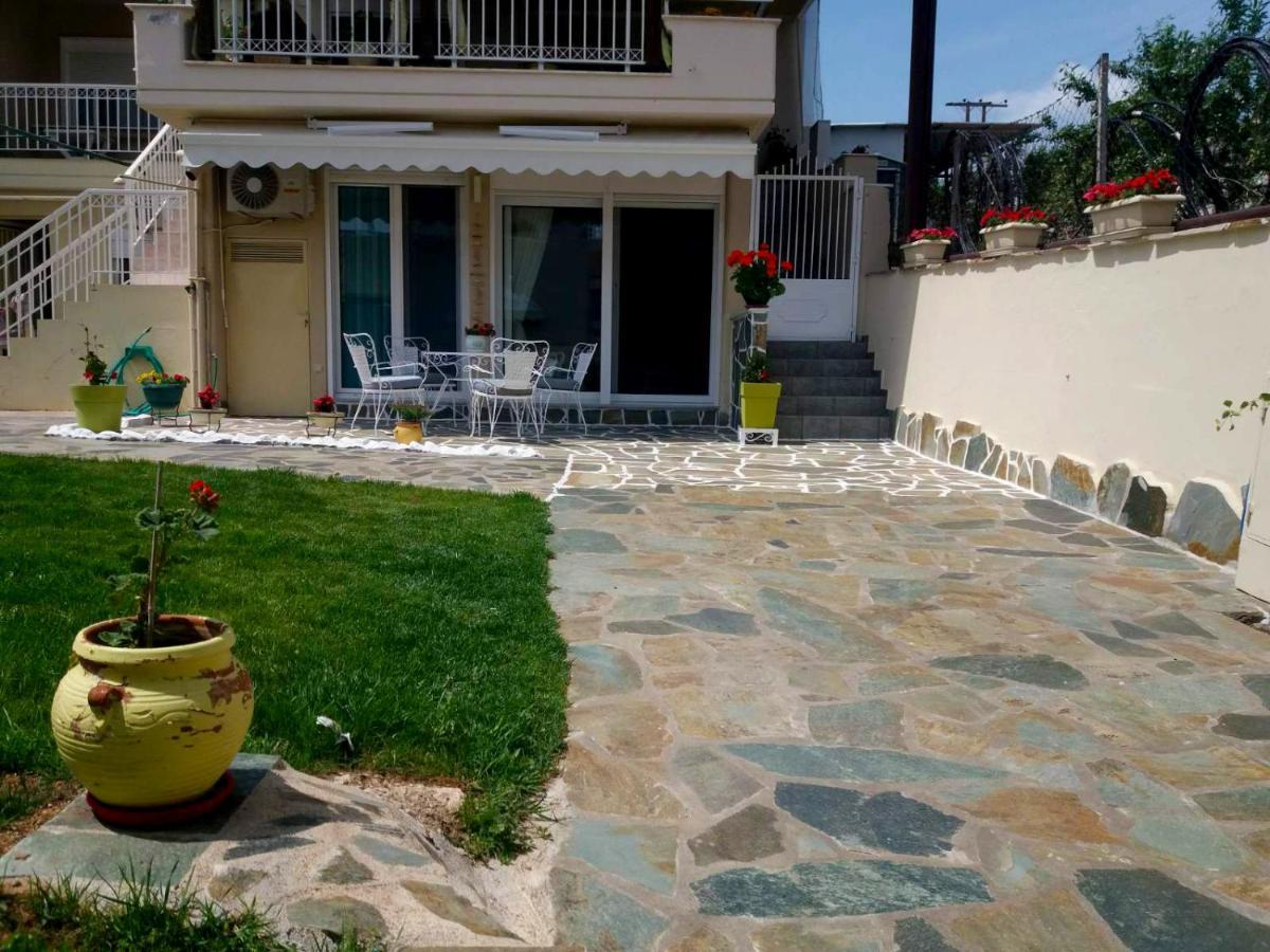 Apartamento Maria'S Garden House Flogita Exterior foto