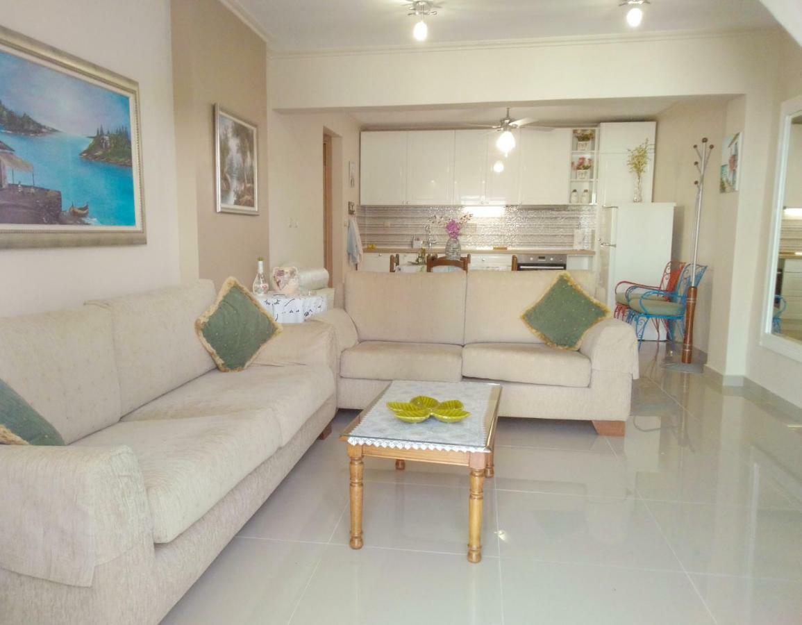 Apartamento Maria'S Garden House Flogita Exterior foto